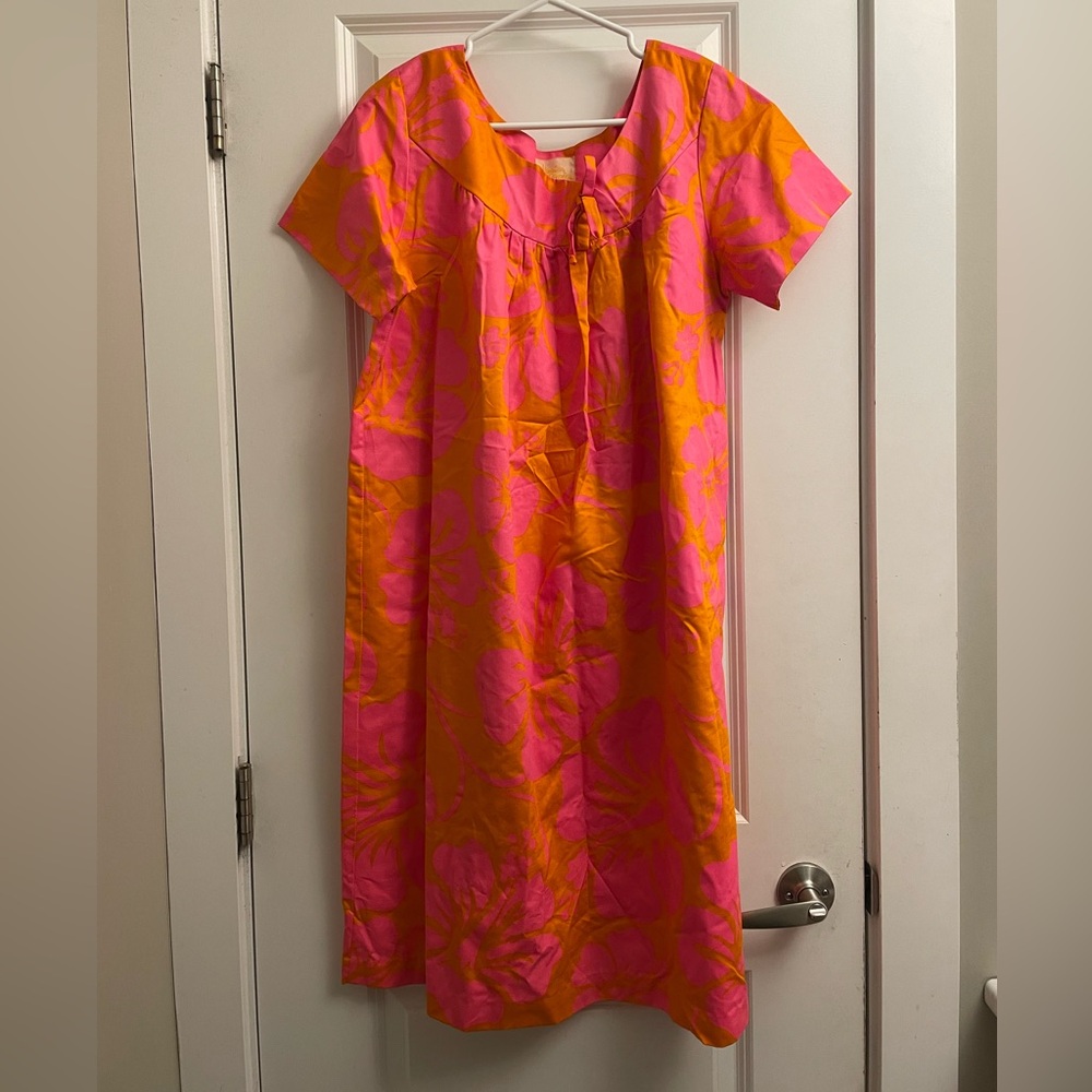 Vintage bright Hawaiian muu muu dress